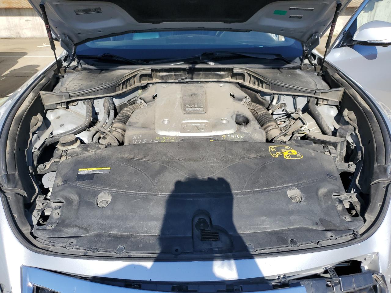 INFINITI Q70 3.7 LUXE