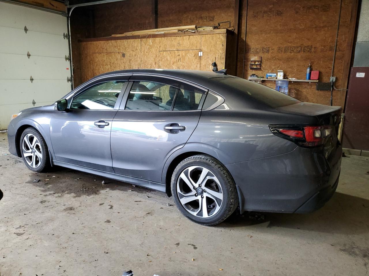 SUBARU LEGACY LIMITED