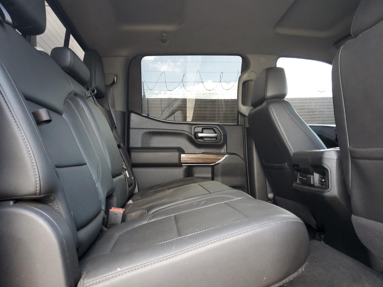 CHEVROLET SILVERADO K1500 LT TRAIL BOSS