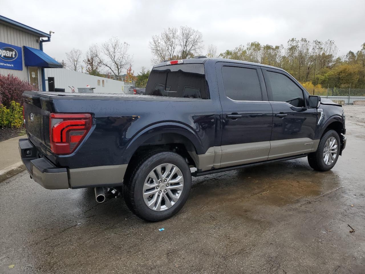 FORD F-150 KING RANCH
