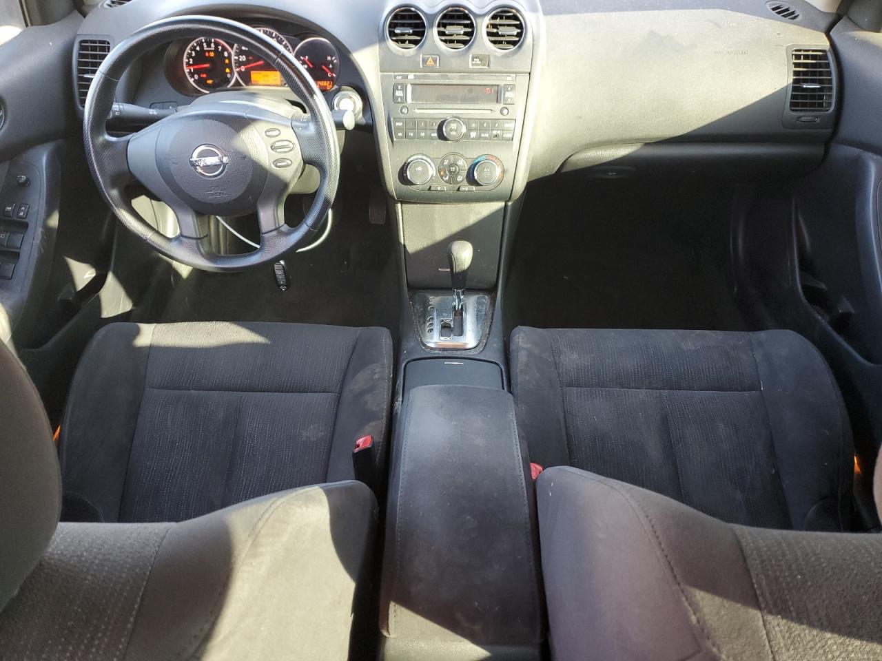 NISSAN ALTIMA BASE