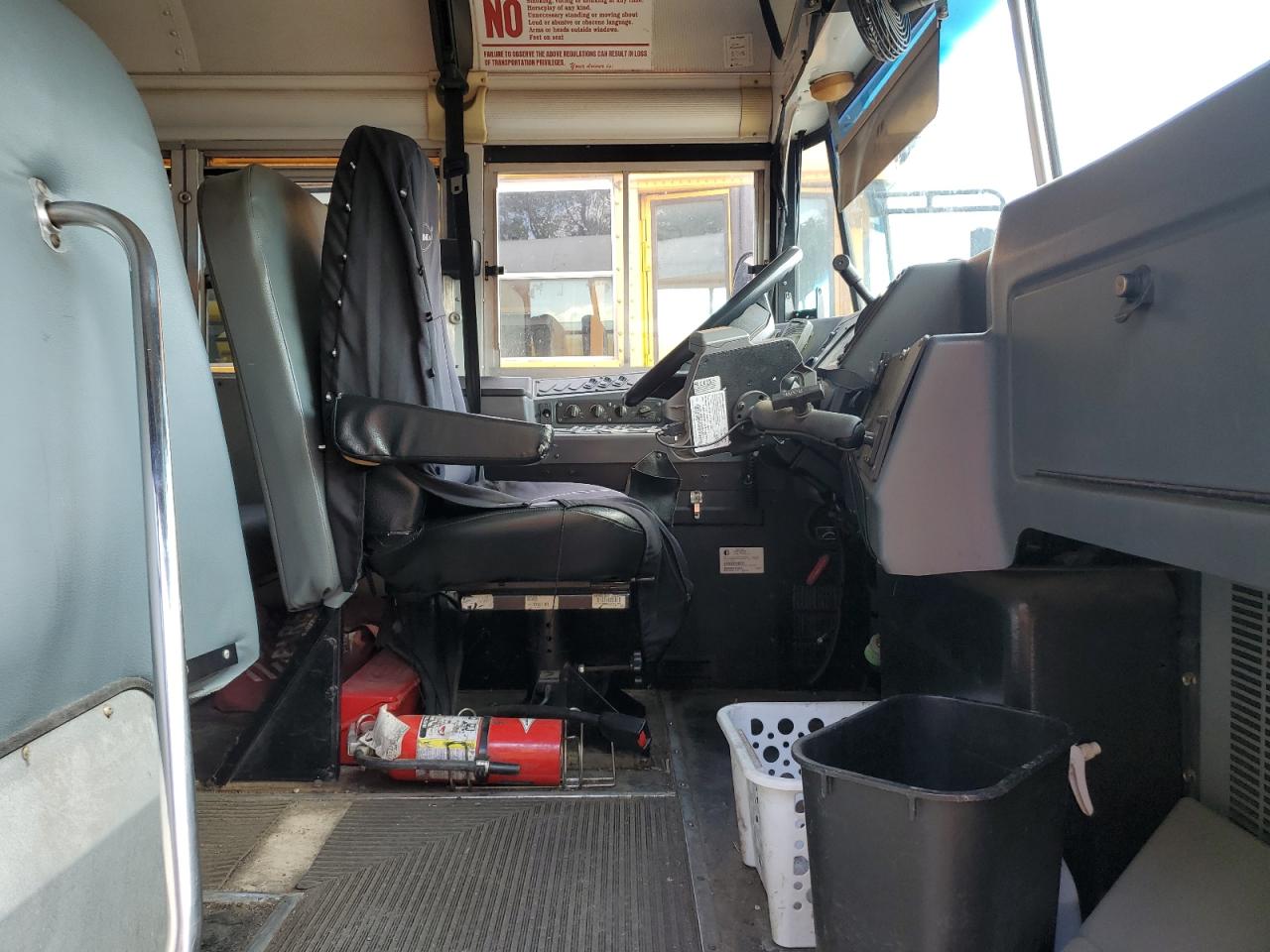 Lot #3274721858 2011 BLUE BIRD SCHOOL BUS