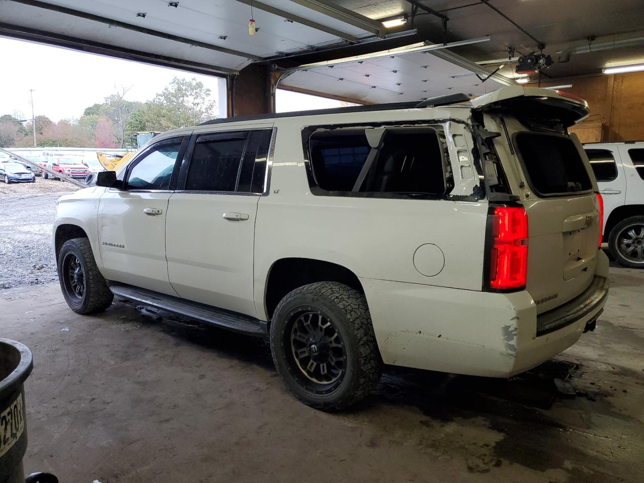 CHEVROLET SUBURBAN K1500 LT