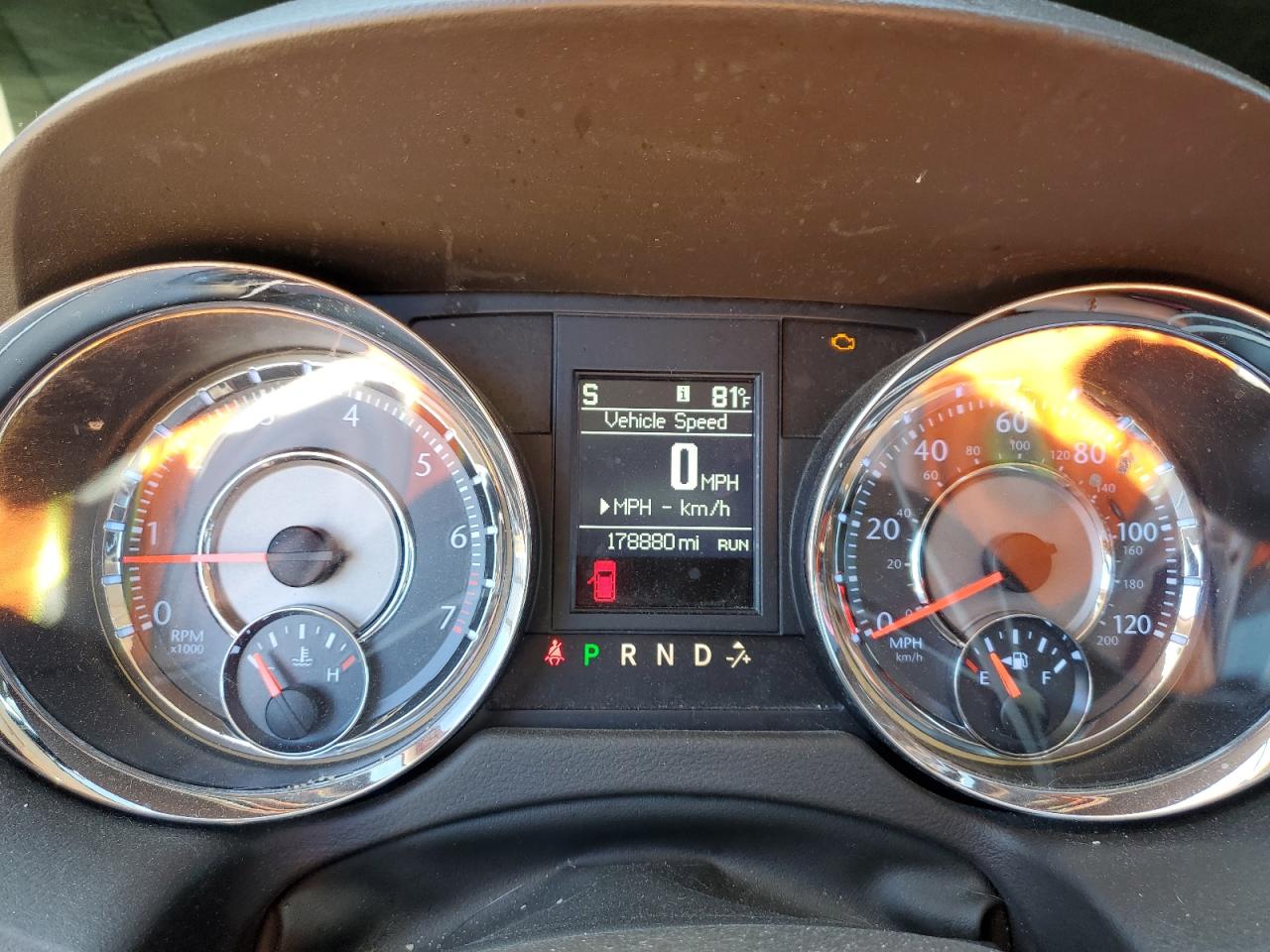 CHRYSLER TOWN & COUNTRY TOURING