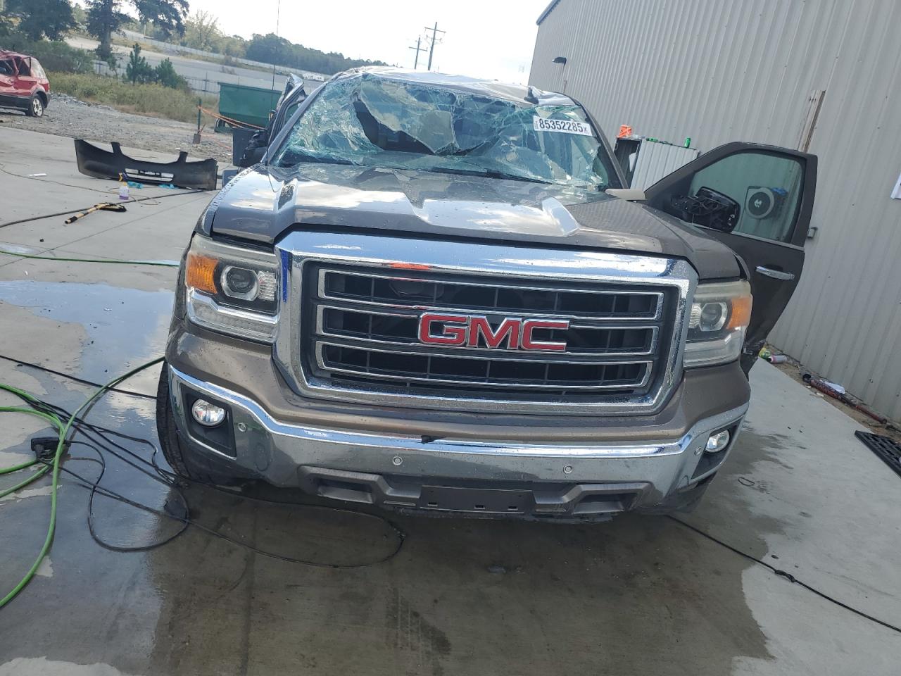 GMC SIERRA C1500 SLT