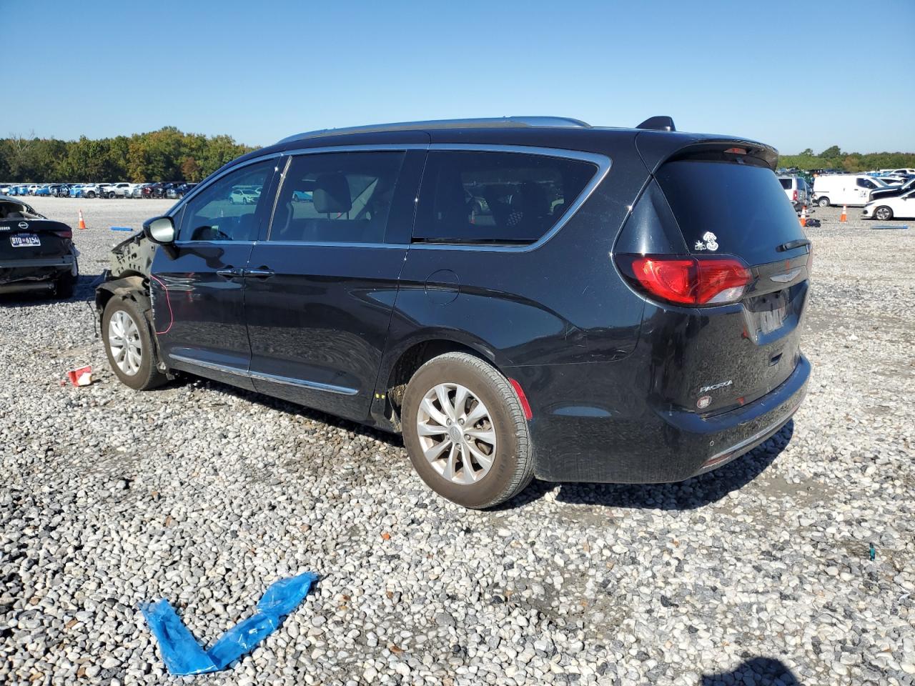 CHRYSLER PACIFICA TOURING L