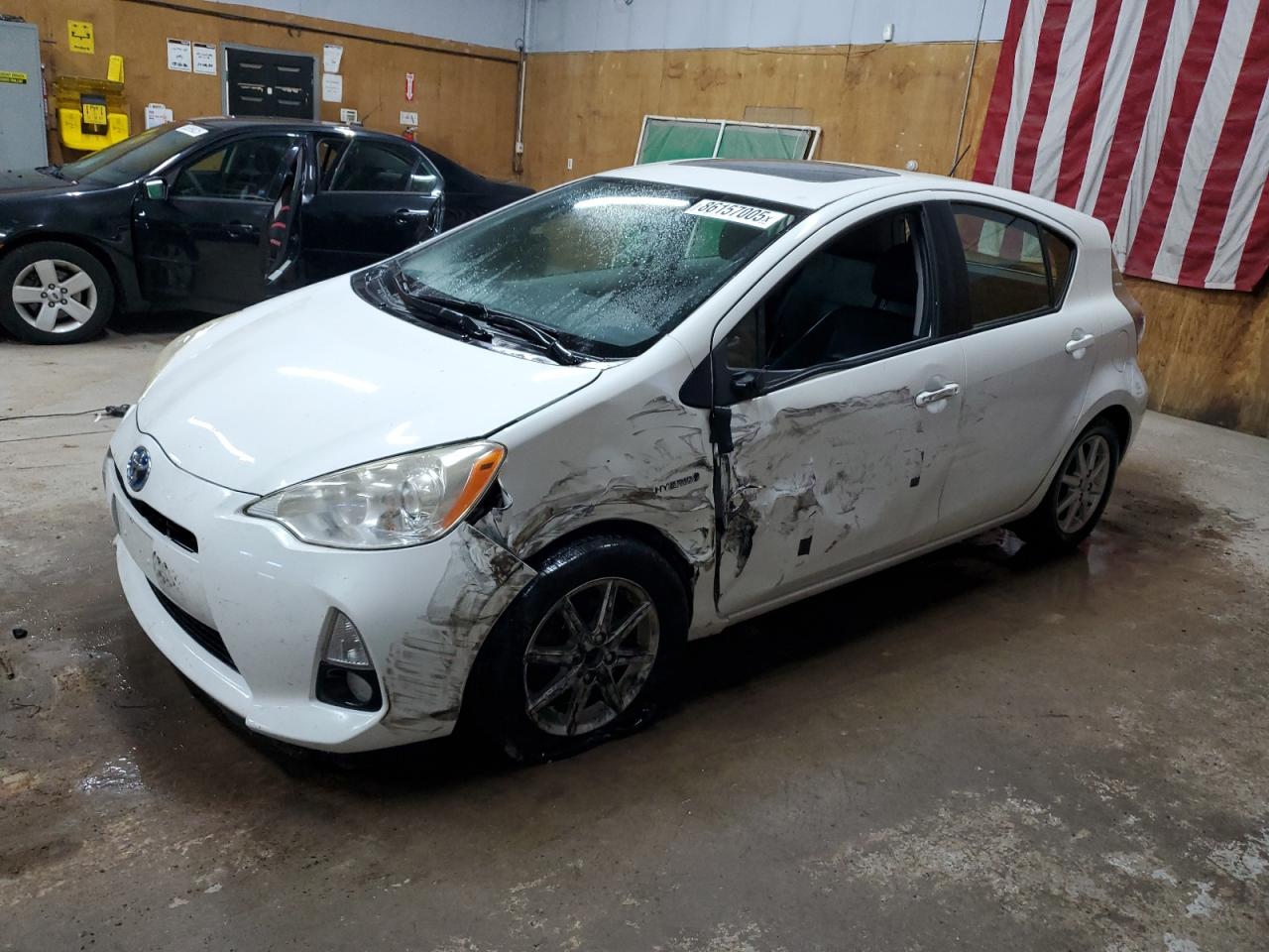 TOYOTA PRIUS C