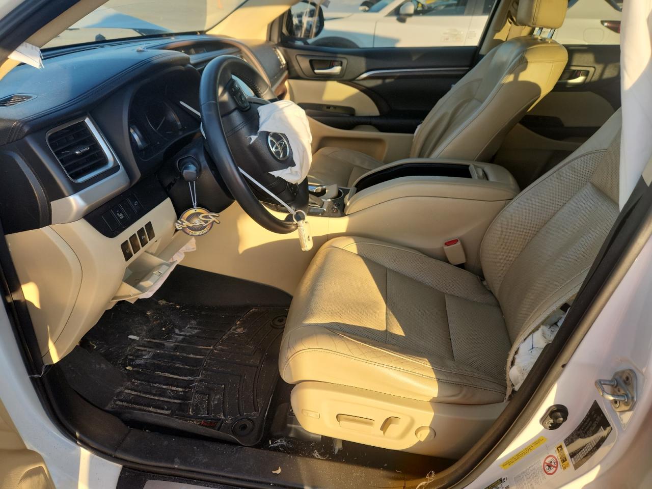 TOYOTA HIGHLANDER LIMITED