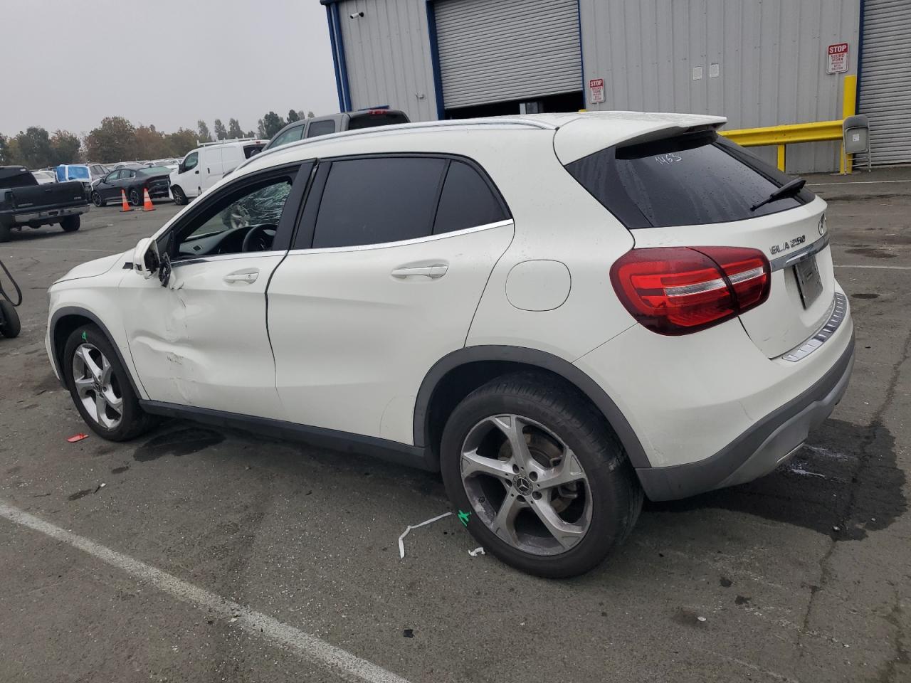 MERCEDES-BENZ GLA-CLASS 250 4MATIC