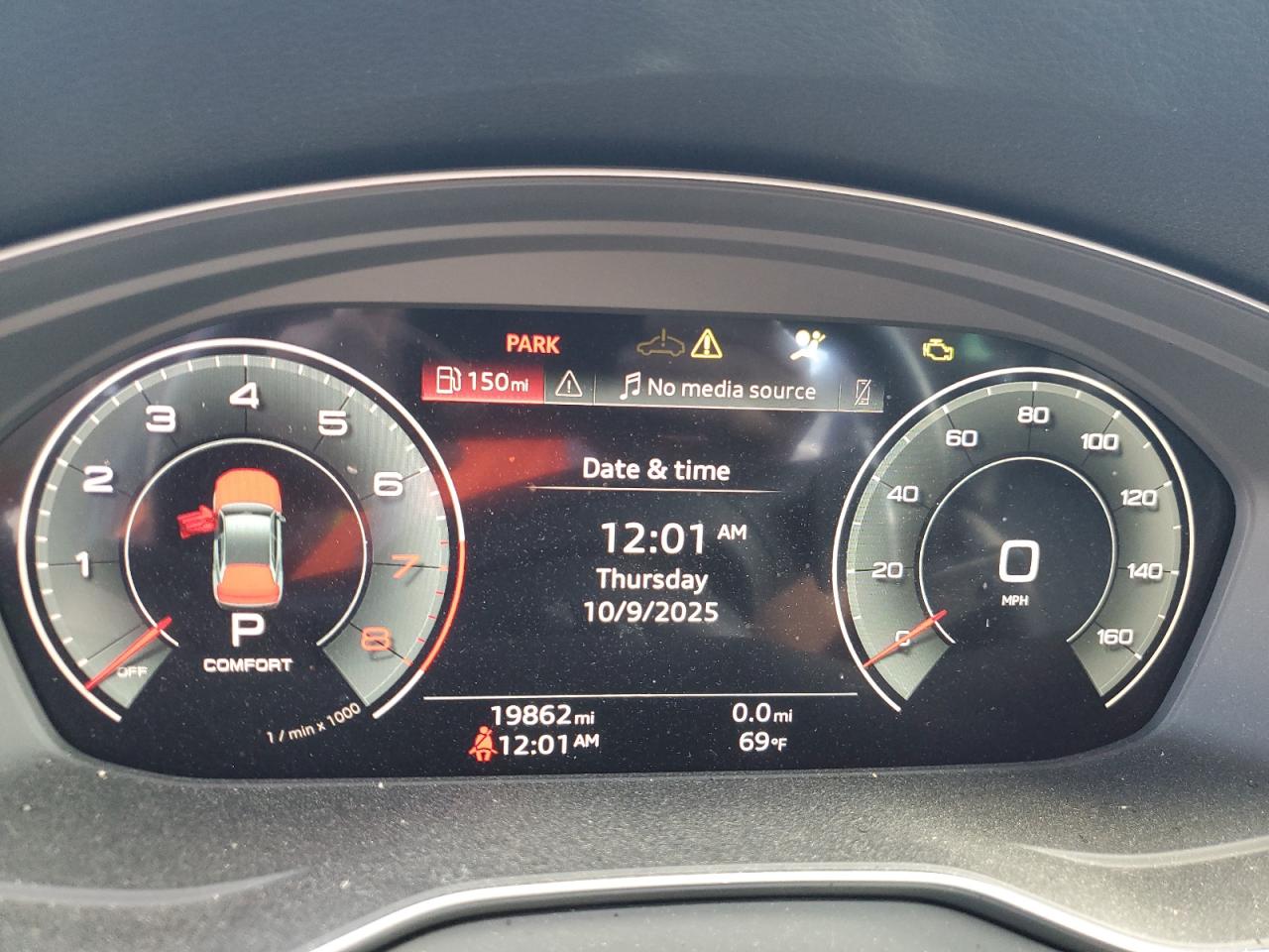 AUDI Q5 PREMIUM PLUS 45