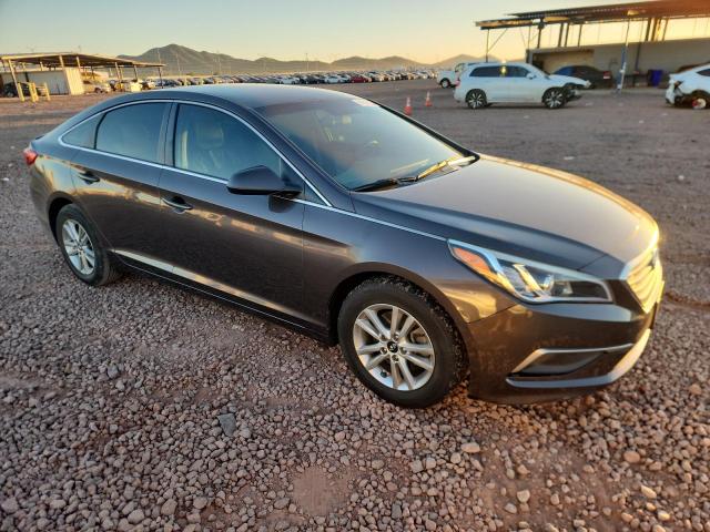 2017 HYUNDAI SONATA SE - 5NPE24AF7HH528384