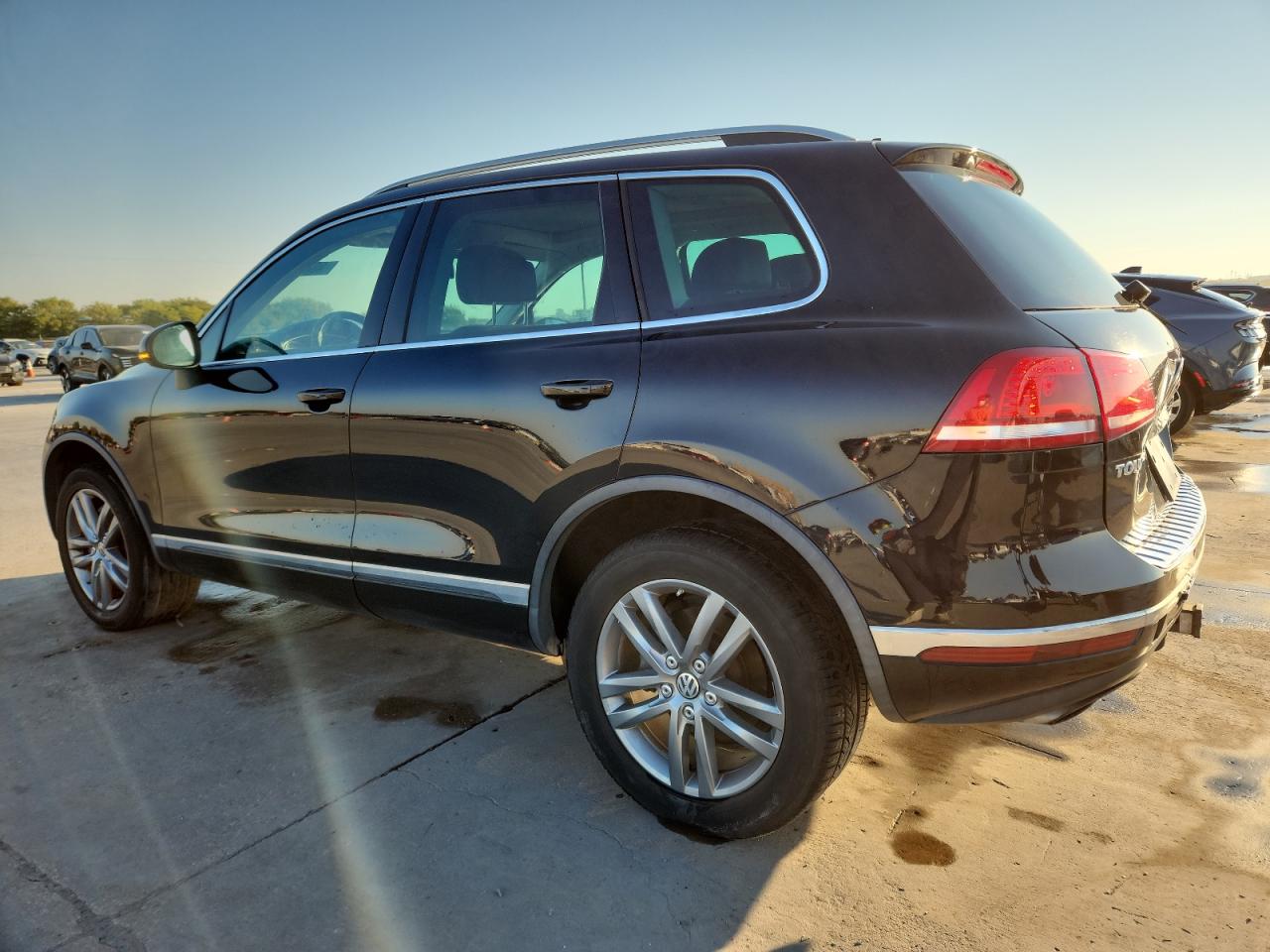 VOLKSWAGEN TOUAREG SPORT