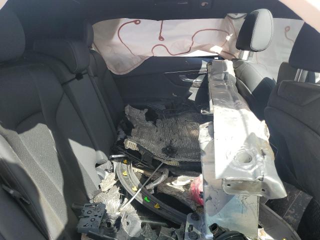 2021 AUDI Q8 PREMIUM WA1EVAF18MD020681