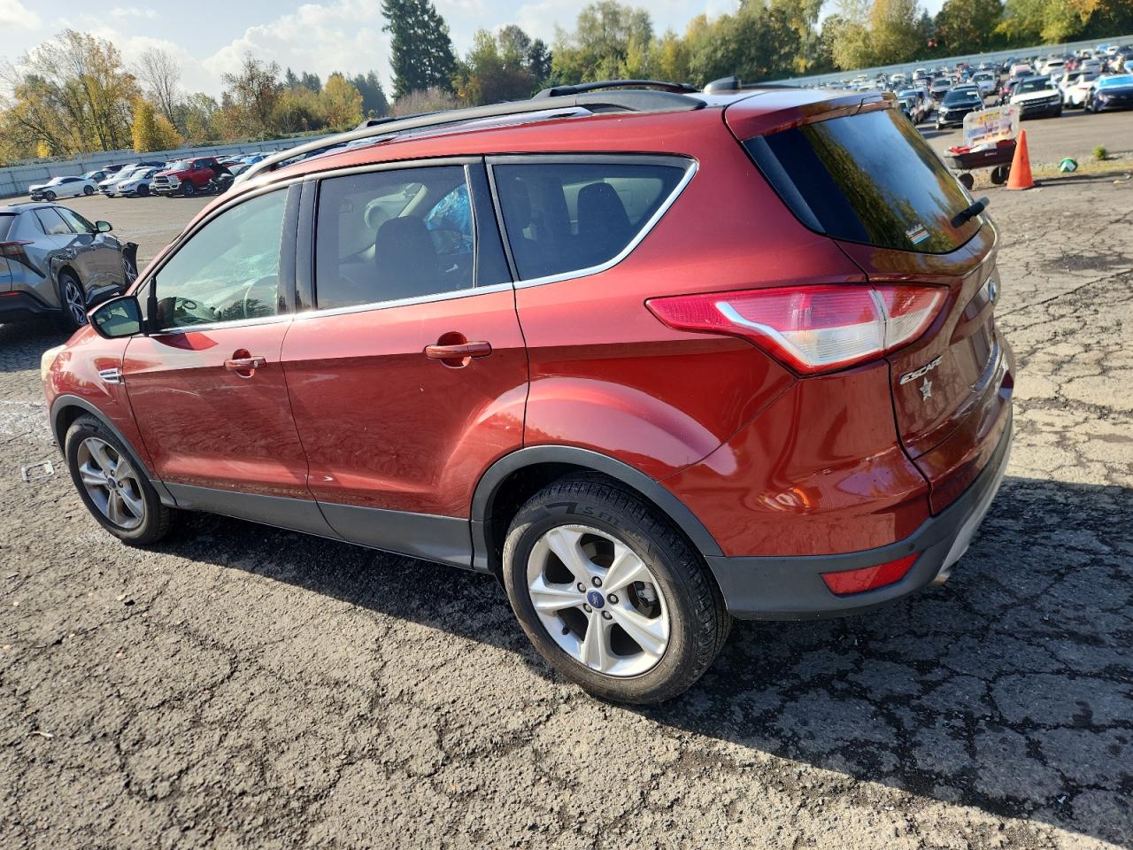 FORD ESCAPE SE