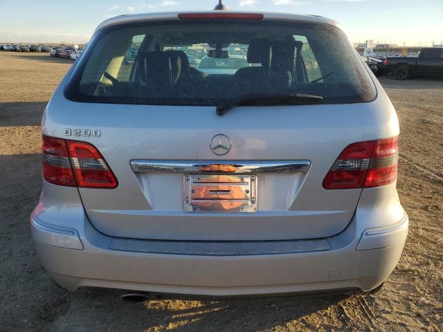 2011 MERCEDES-BENZ B200 - WDDFH3DB8BJ718642