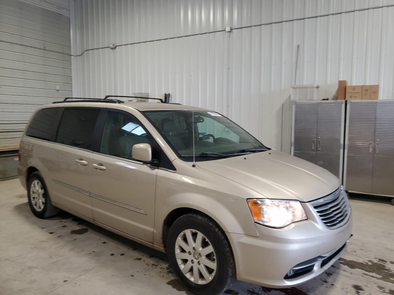 CHRYSLER TOWN & COUNTRY TOURING