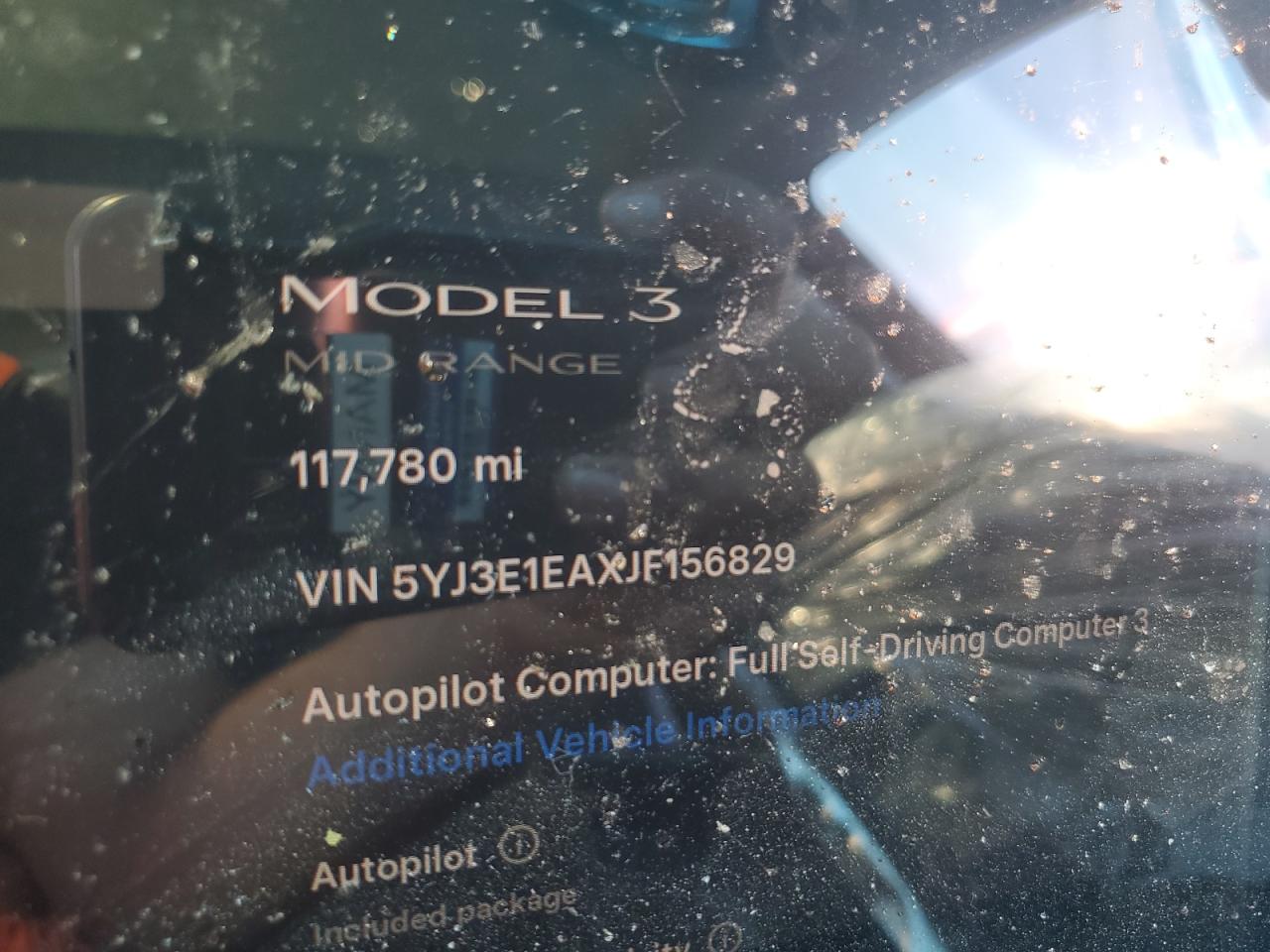 TESLA MODEL 3