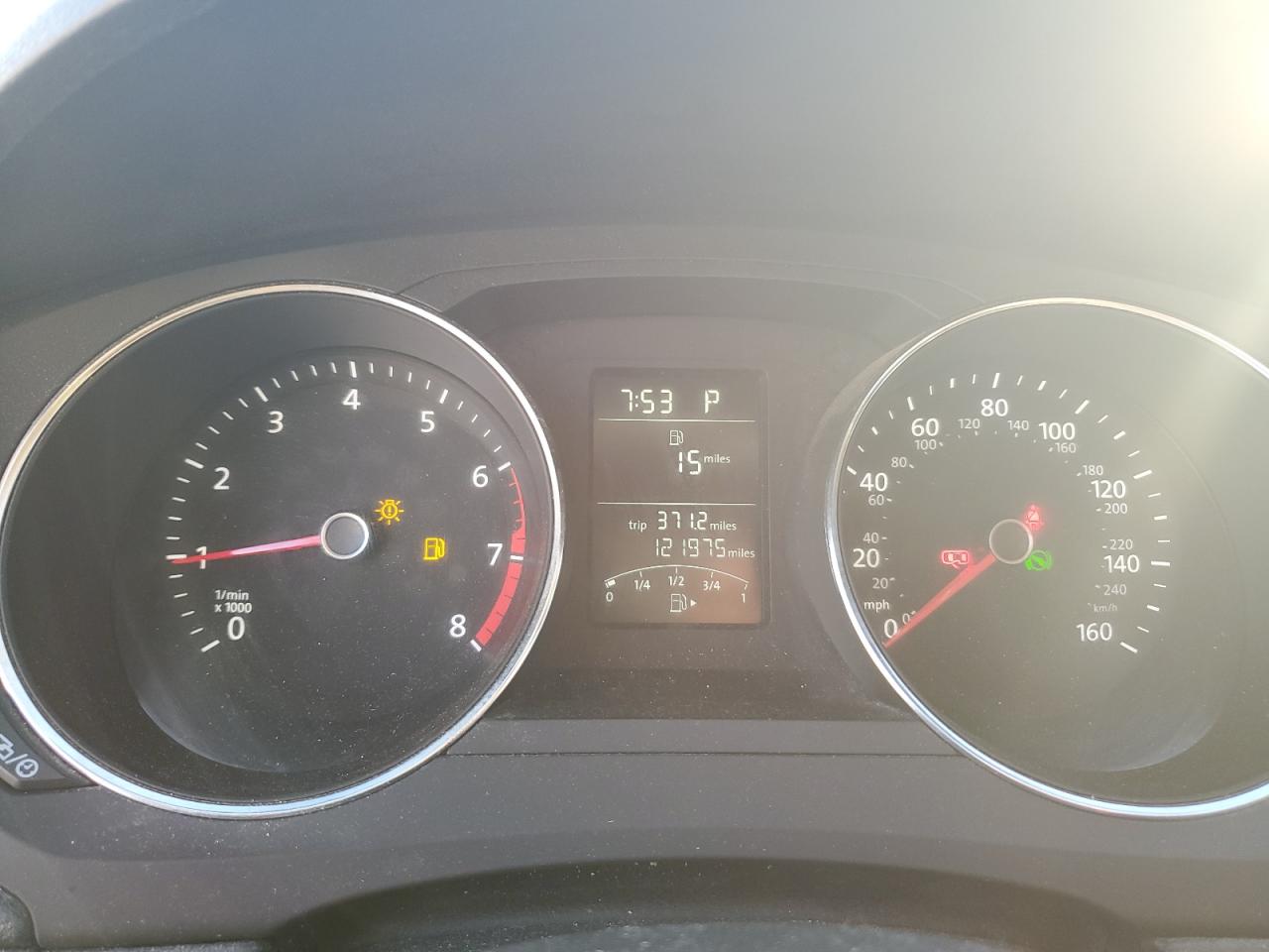 VOLKSWAGEN JETTA BASE