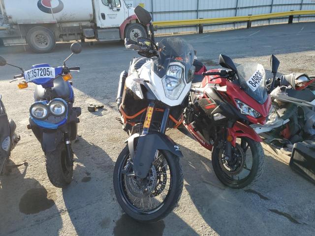 2016 KTM 1190 ADVEN VBKV29403GM936565