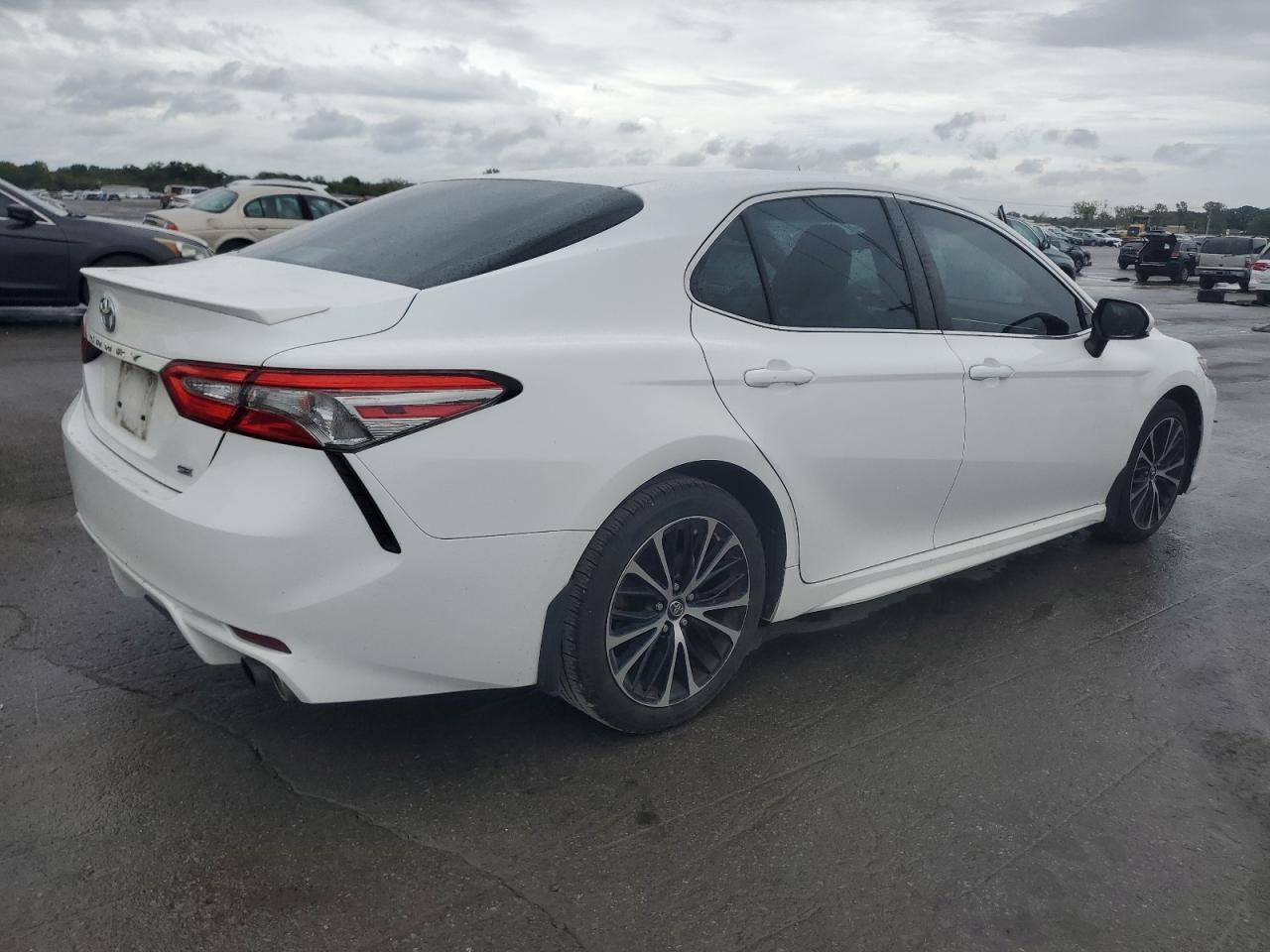 TOYOTA CAMRY L