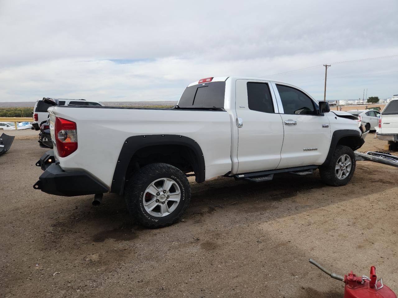 TOYOTA TUNDRA DOUBLE CAB SR