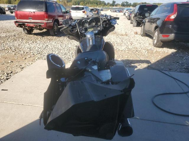 2011 HARLEY-DAVIDSON FLHTK - 1HD1KEM16BB661794