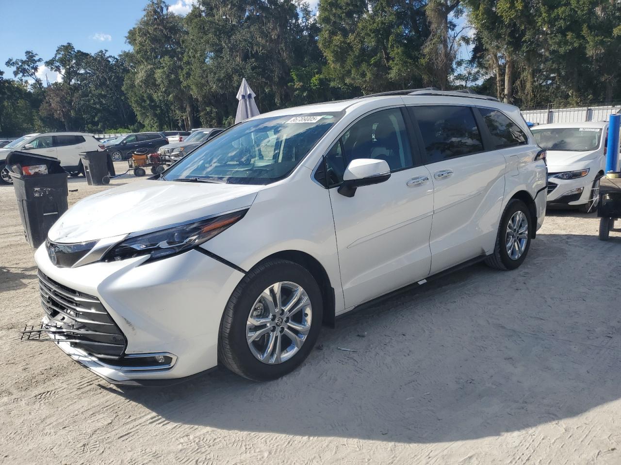 TOYOTA SIENNA LIMITED