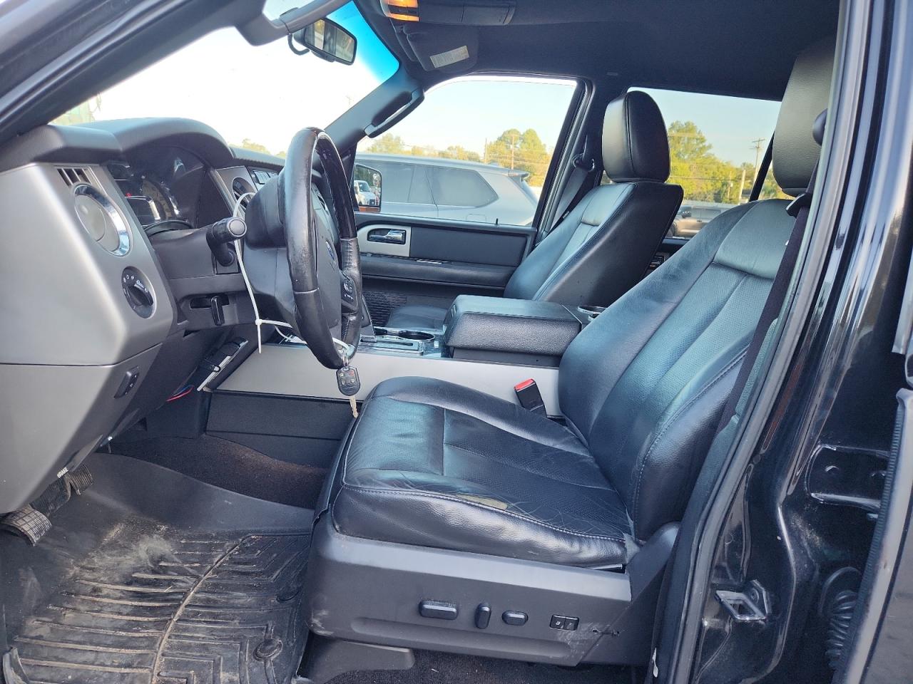 FORD EXPEDITION LIMITED