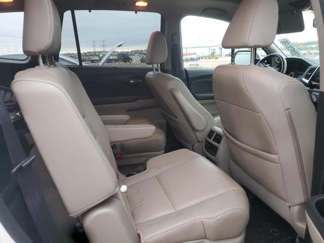 2018 HONDA PILOT ELIT 5FNYF6H02JB014140