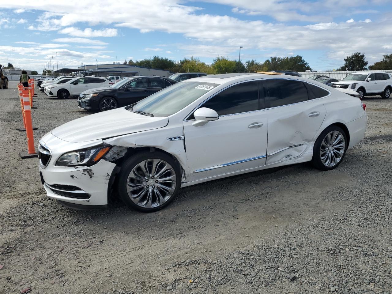 BUICK LACROSSE ESSENCE