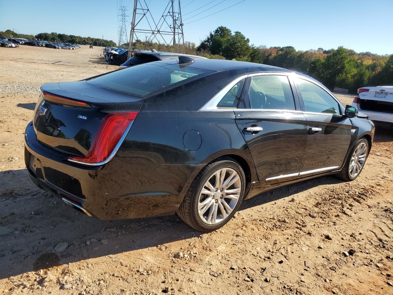 CADILLAC XTS LUXURY