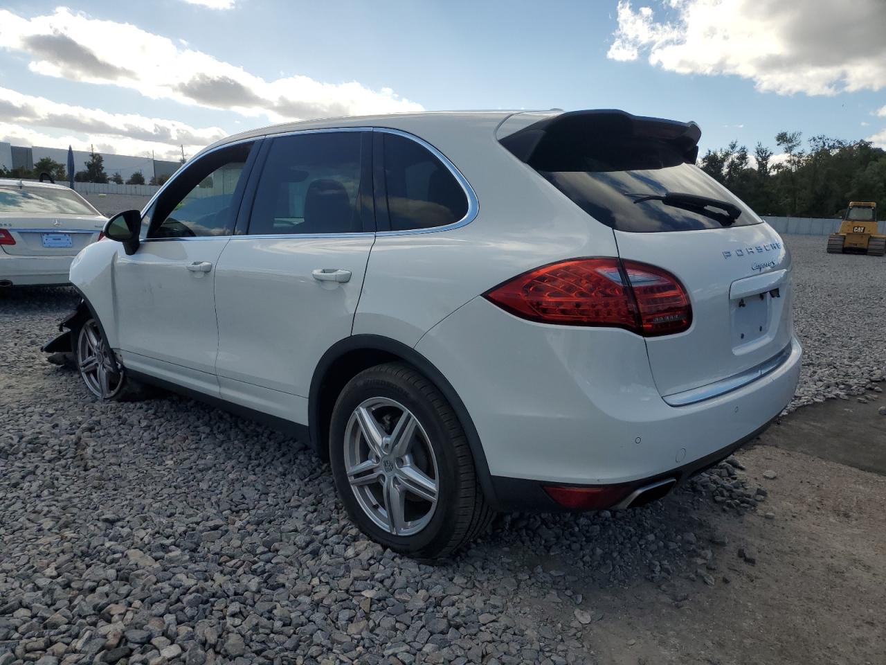 PORSCHE CAYENNE S