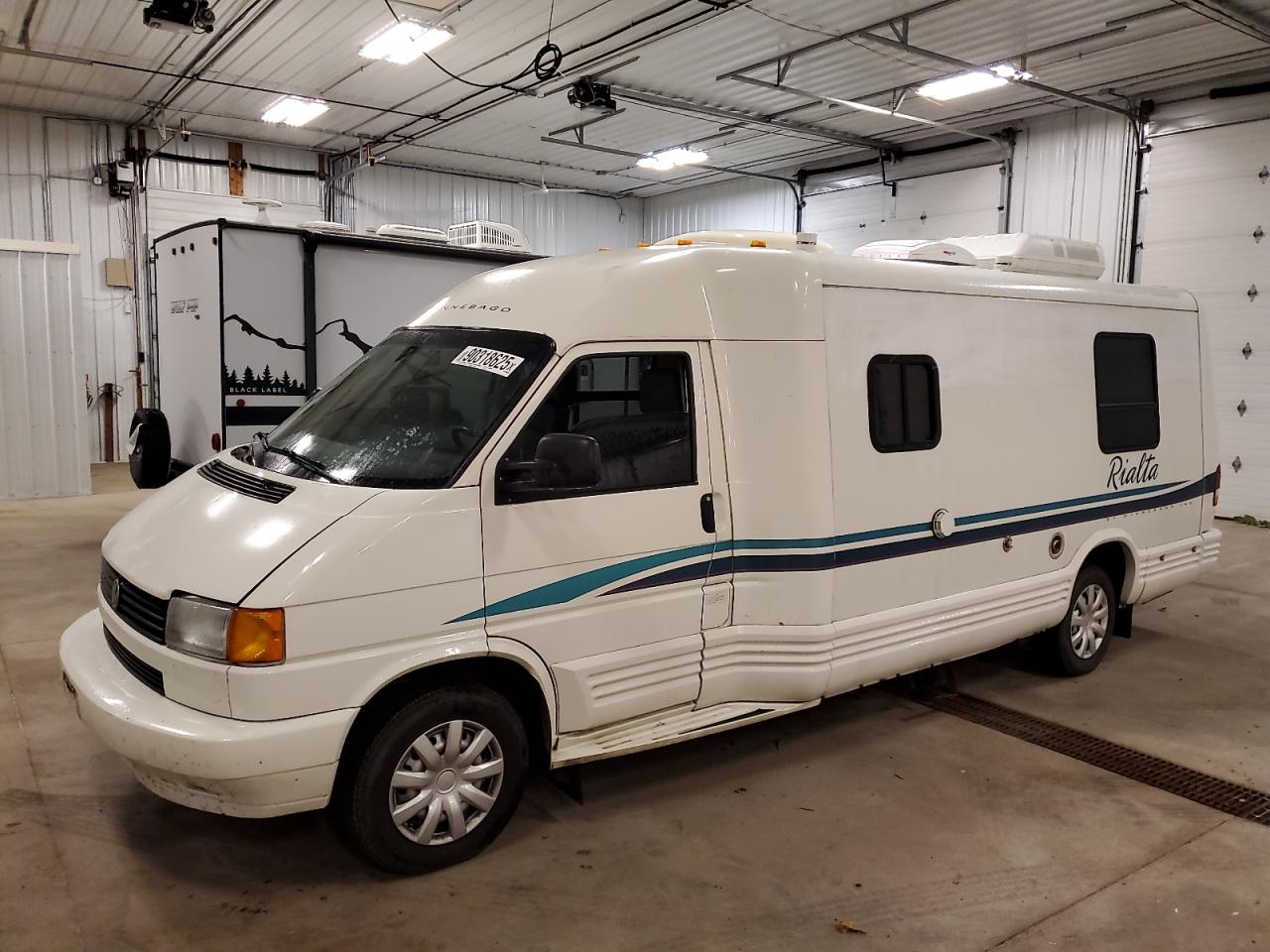 Lot #3282517893 1996 WINNEBAGO RIALTA