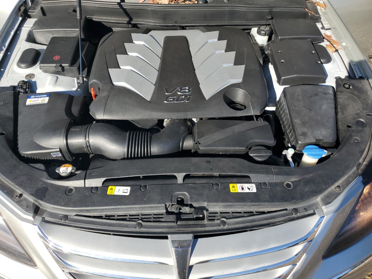 HYUNDAI GENESIS 5.0L