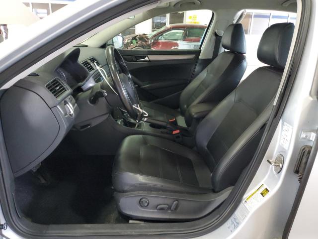 2015 VOLKSWAGEN PASSAT S 1VWAT7A36FC111072