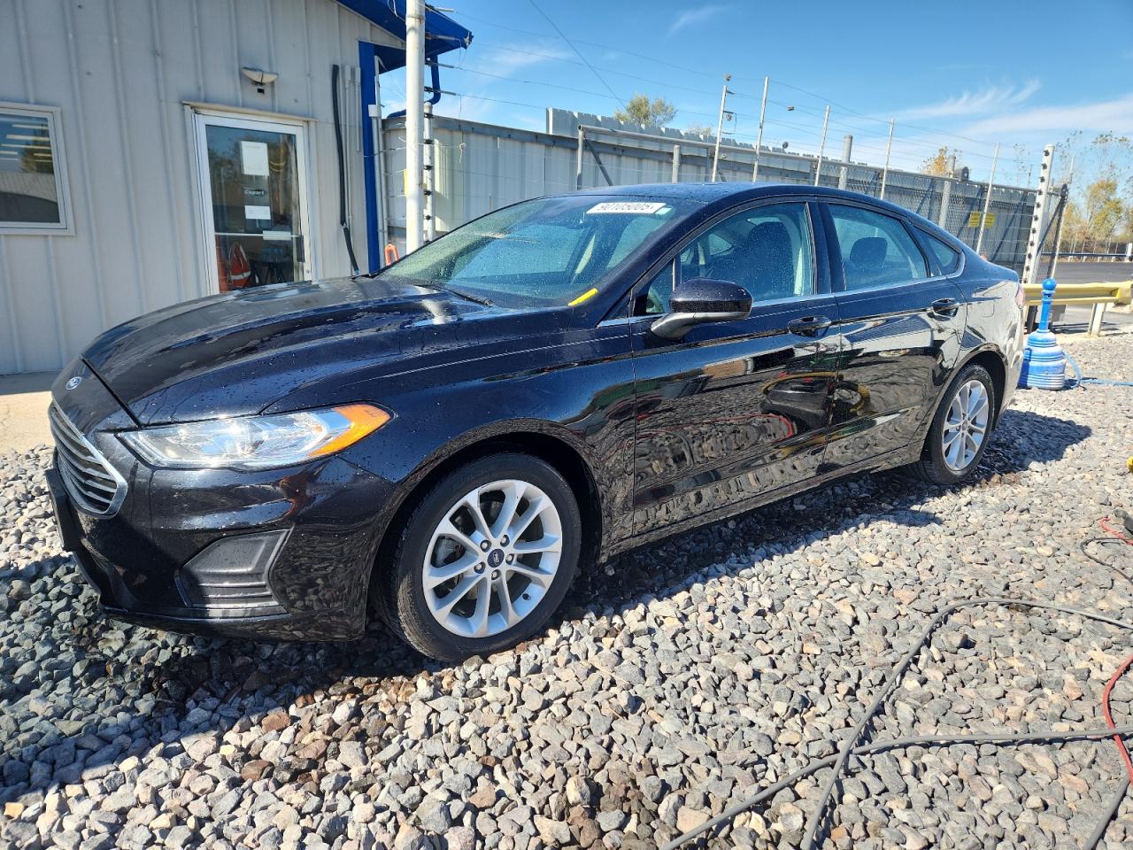 FORD FUSION SE