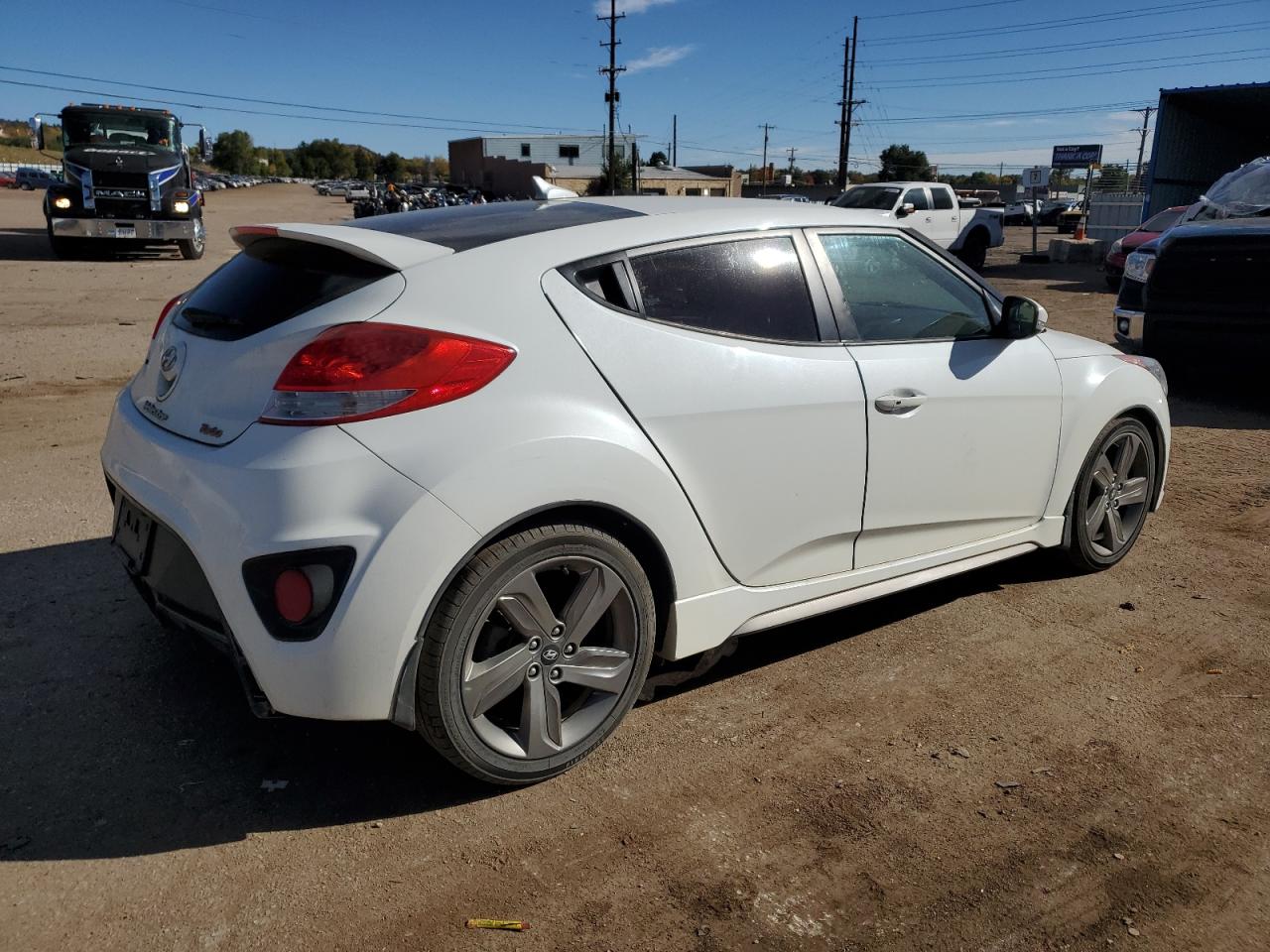 HYUNDAI VELOSTER TURBO