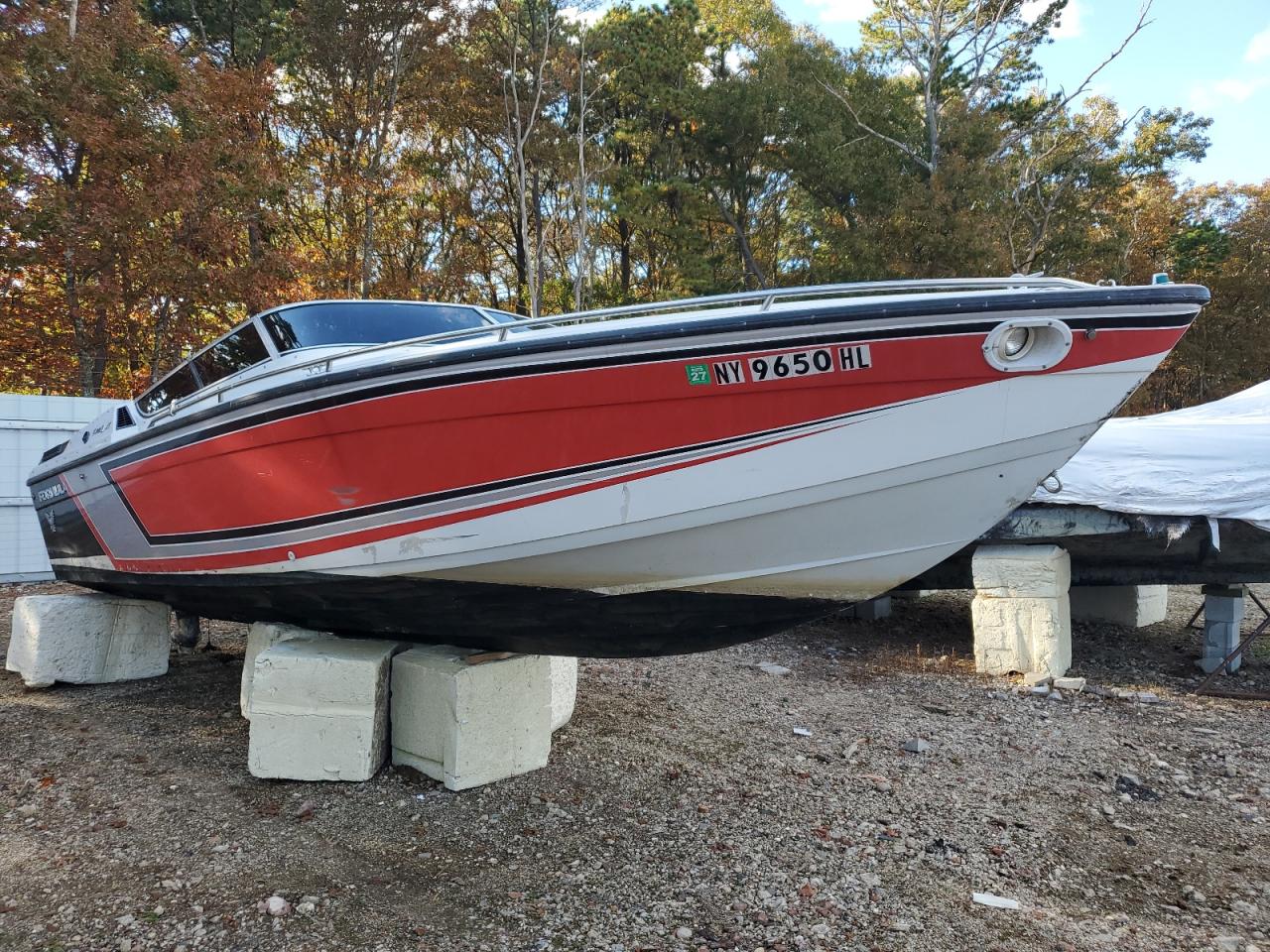 Lot #3276989171 1987 FORMULA BOAT