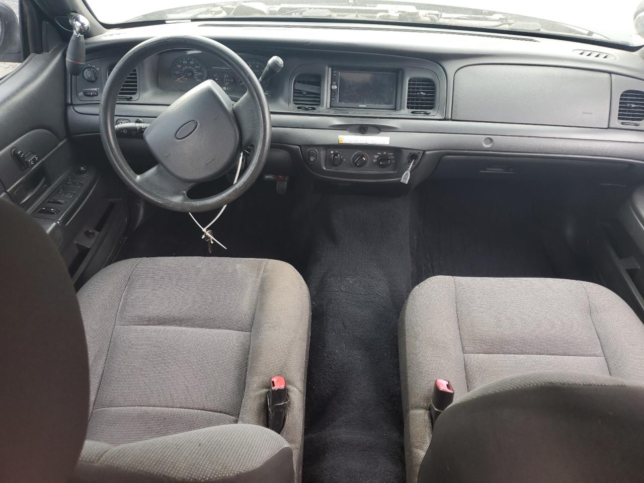 FORD CROWN VICTORIA POLICE INTERCEPTOR