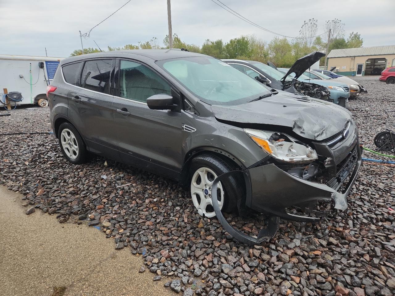 FORD ESCAPE SE