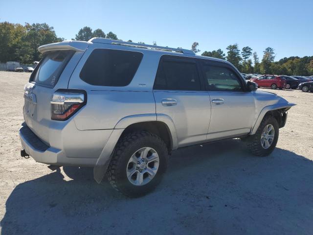 2015 TOYOTA 4RUNNER SR - JTEBU5JR4F5220756