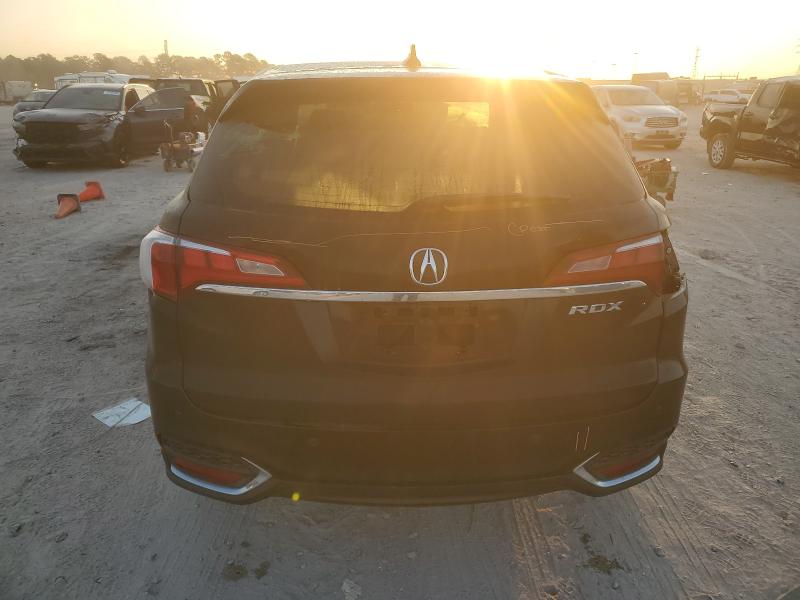 2018 ACURA RDX 5J8TB3H3XJL005909