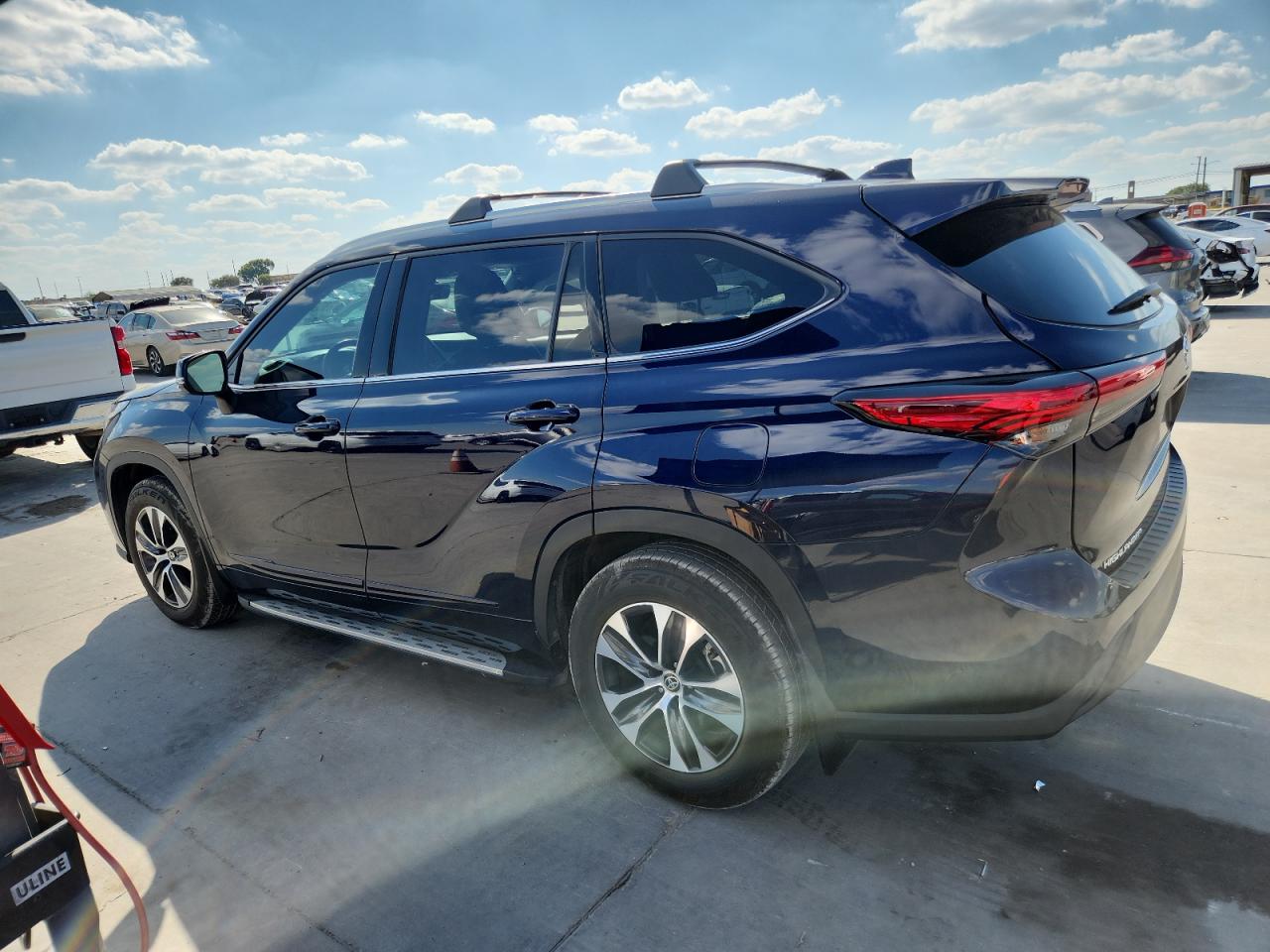 TOYOTA HIGHLANDER XLE