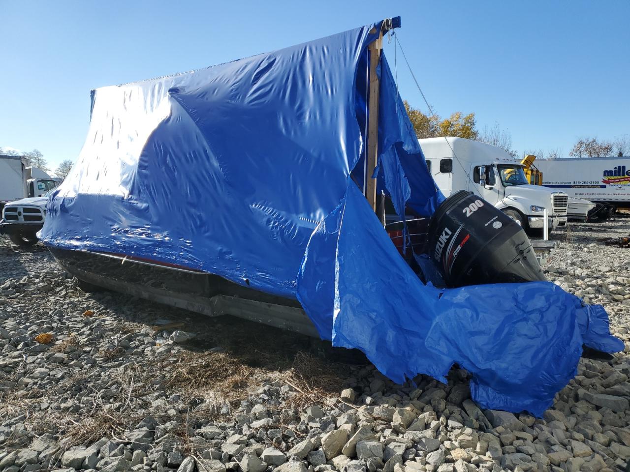 Lot #3285598290 2014 CARAVELLE BOAT