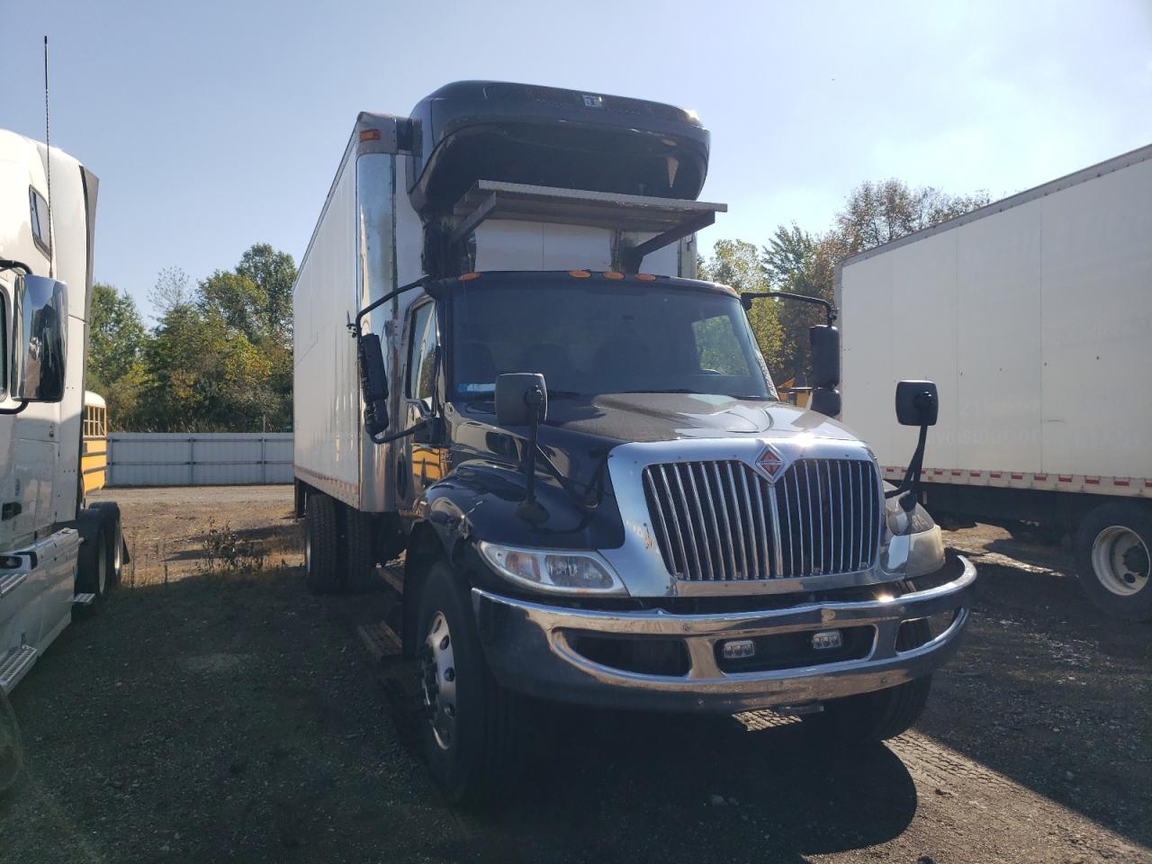 Lot #3263704709 2020 INTERNATIONAL MV607