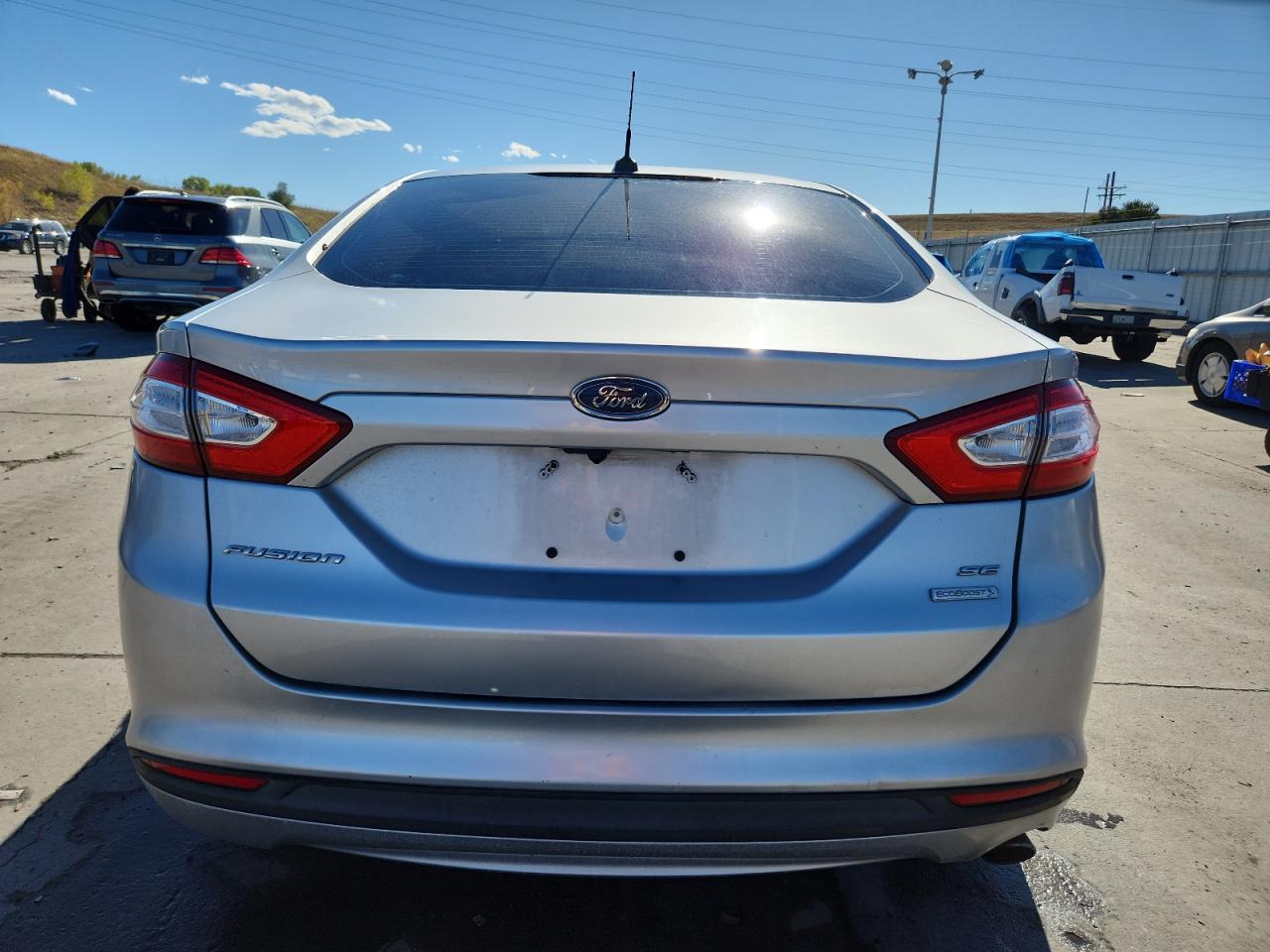 FORD FUSION SE