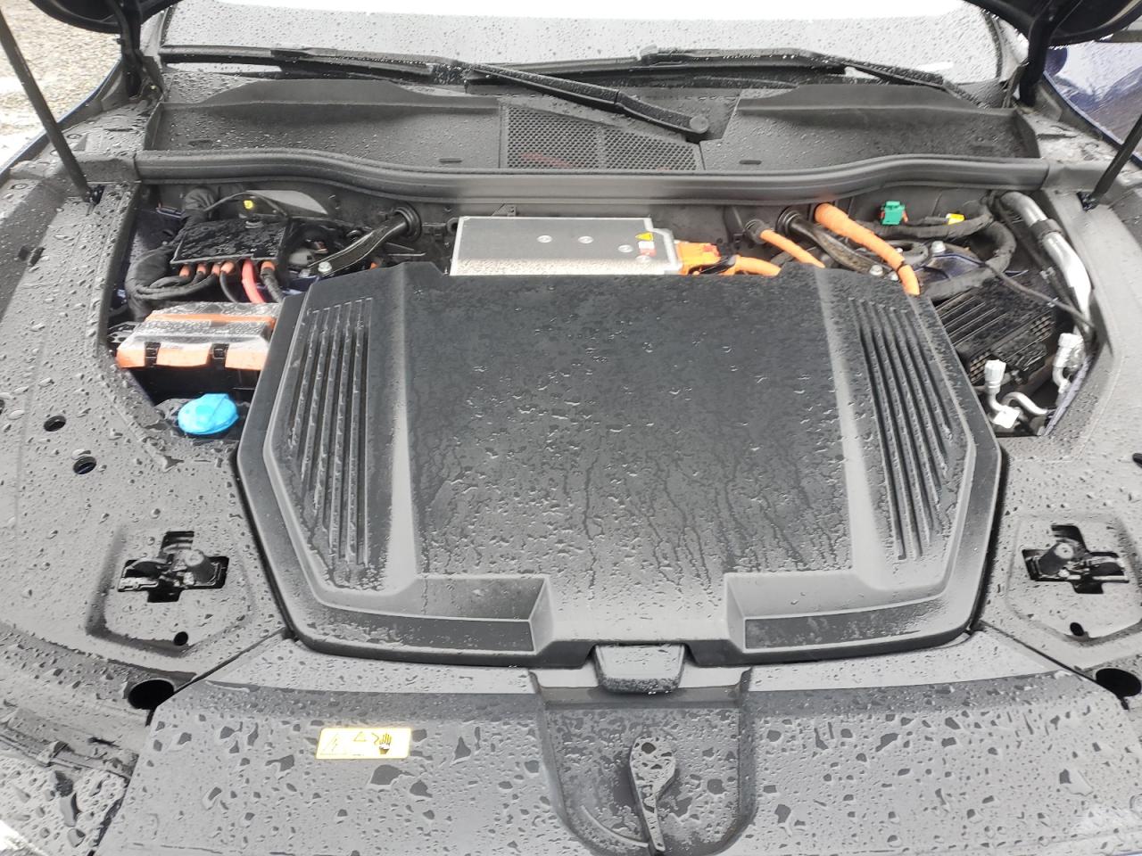 AUDI E-TRON PREMIUM PLUS