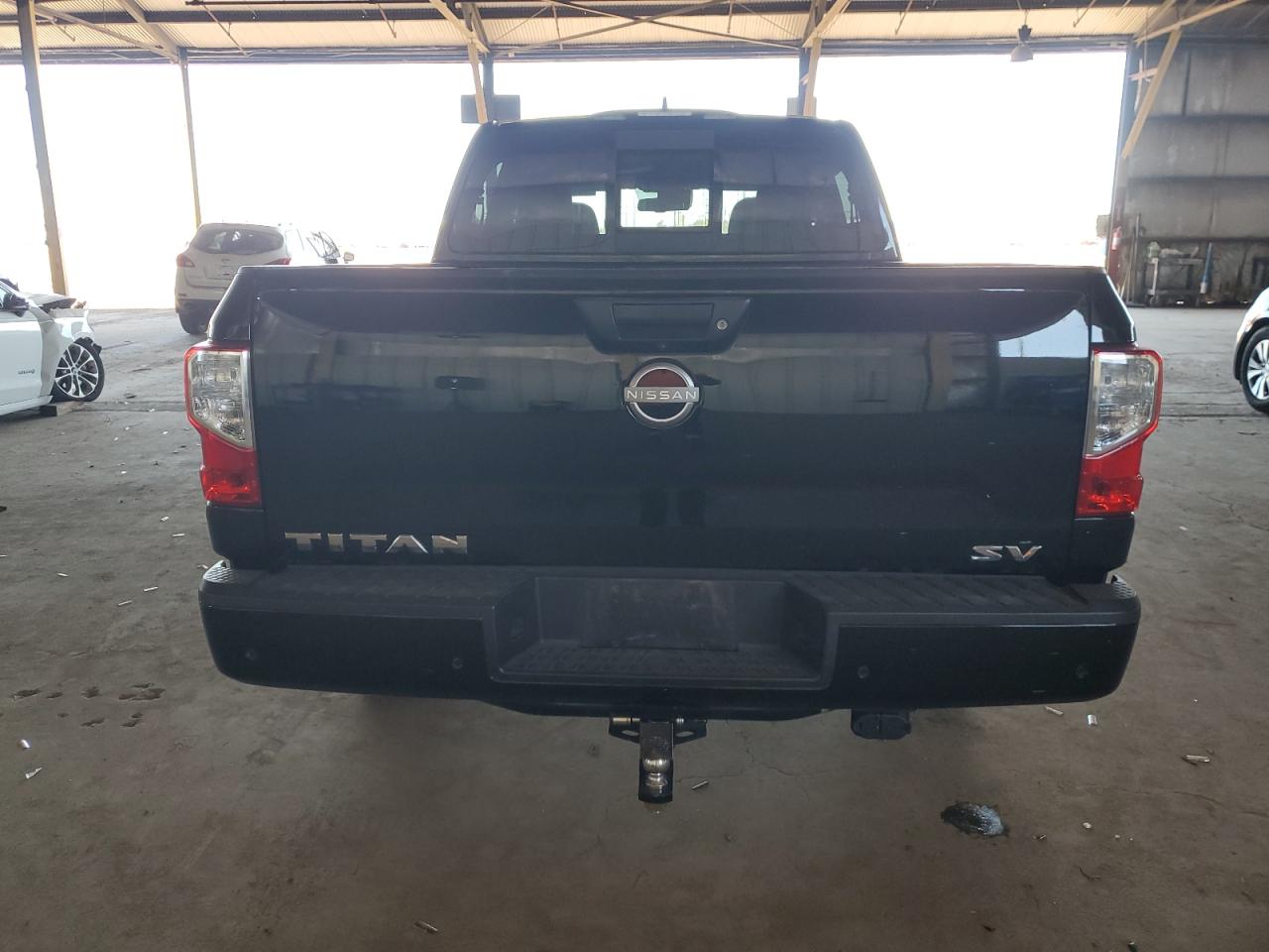 NISSAN TITAN SV