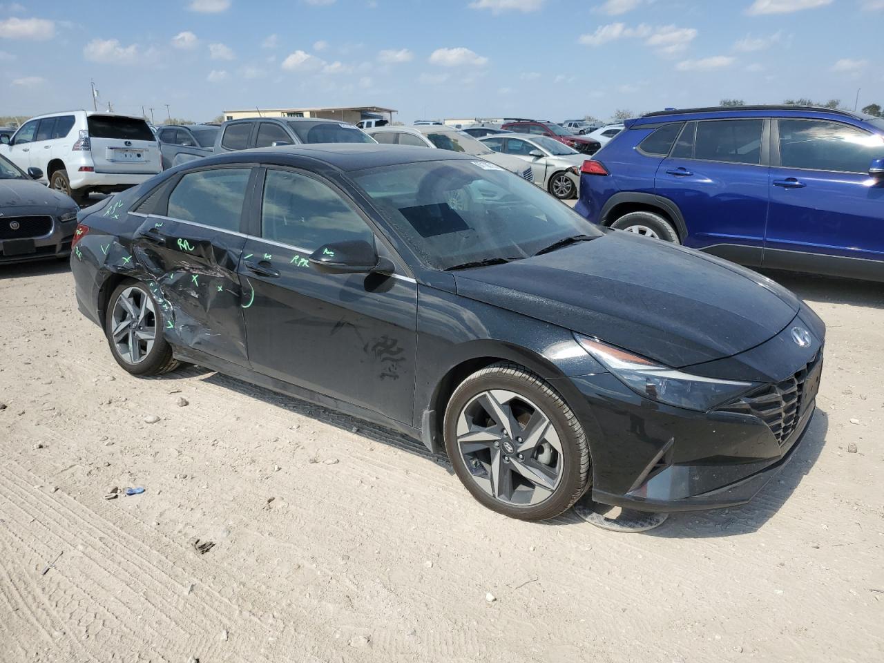 HYUNDAI ELANTRA LIMITED