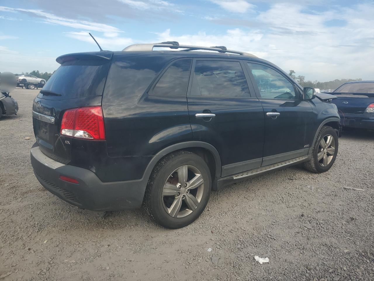 KIA SORENTO EX